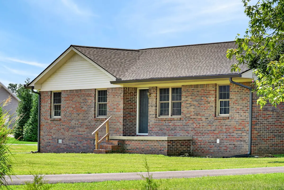 117 Kay Cir, Lafayette, TN 37083 - #1