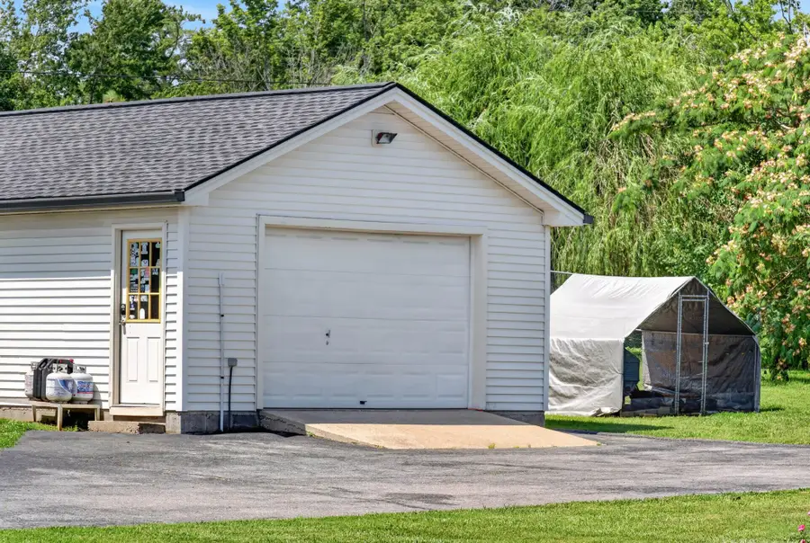 117 Kay Cir, Lafayette, TN 37083 - #3