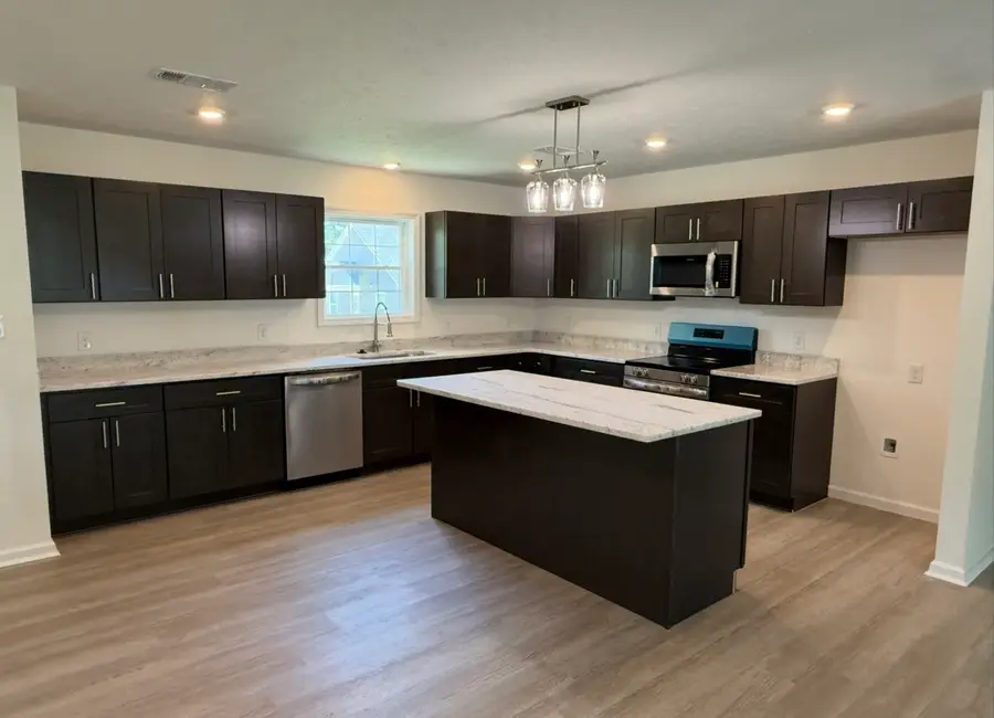 190 W Park St, Alamo, TN 38001 - #3