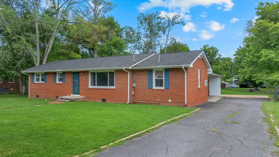 117 Whiteside St, Shelbyville, TN 37160 - #3