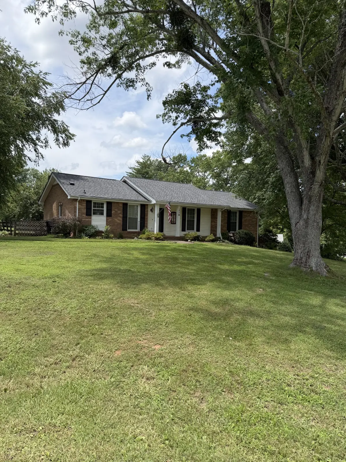 1776 Auburn Dr, Clarksville, TN 37043 - #1