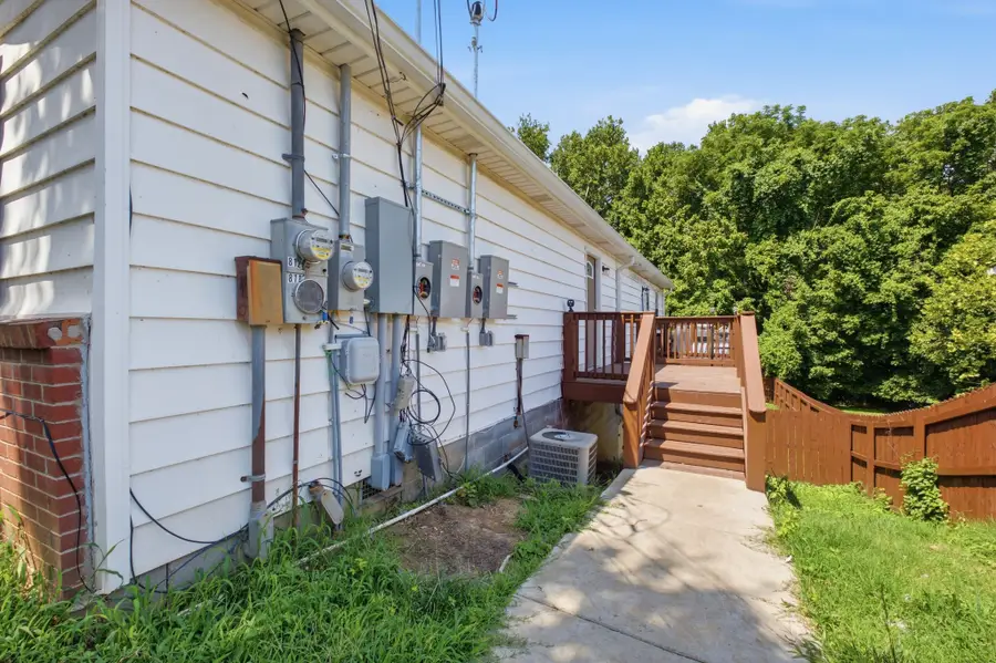 8121 Bonnafair Dr, Hermitage, TN 37076 - #2