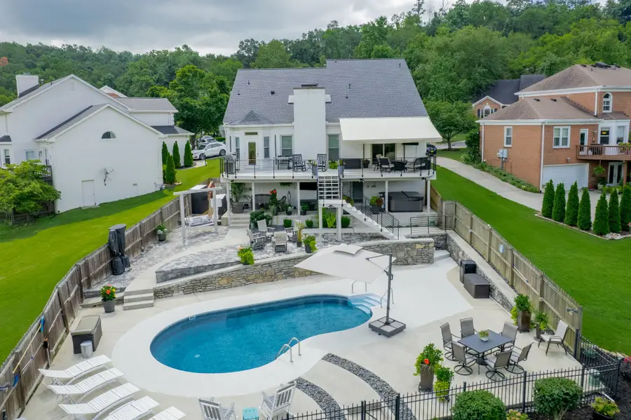 516 Stratford Ct, Franklin, TN 37069 - #3