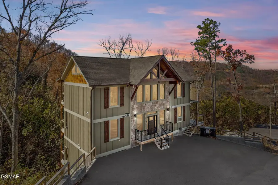 711 Short Ridge Court, Gatlinburg, TN 37738 - #2