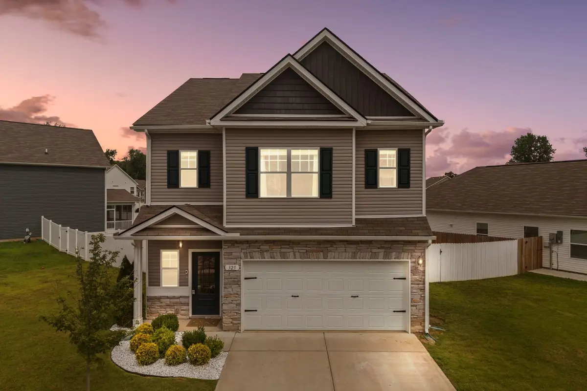 325 Geneva Ln, Columbia, TN 38401 - #1