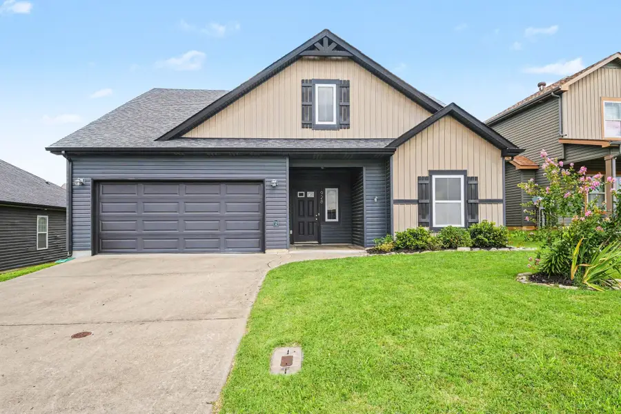 928 Talon Hills Dr, Clarksville, TN 37040 - #2