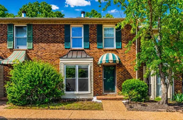 523 Williamsburg Dr, Nashville, TN 37214