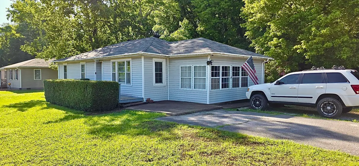 153 Stigall St, Camden, TN 38320 - #1