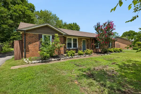 2310 Bradley St, Pleasant View, TN 37146