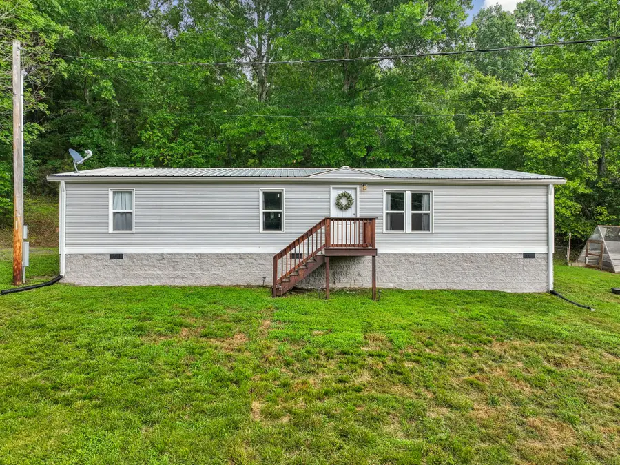119 Dyer Branch Rd, Gordonsville, TN 38563 - #2