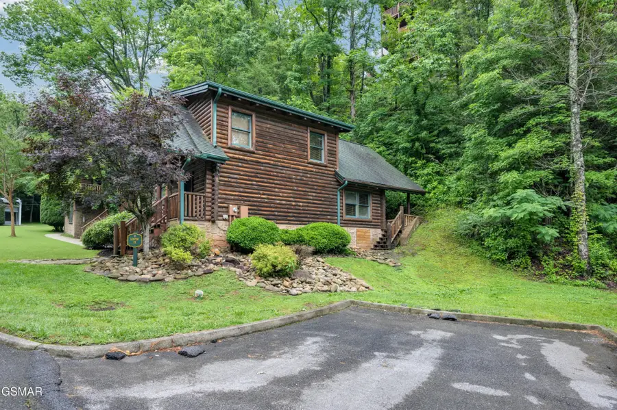 644 Gatlinburg Falls Way, Gatlinburg, TN 37738 - #3