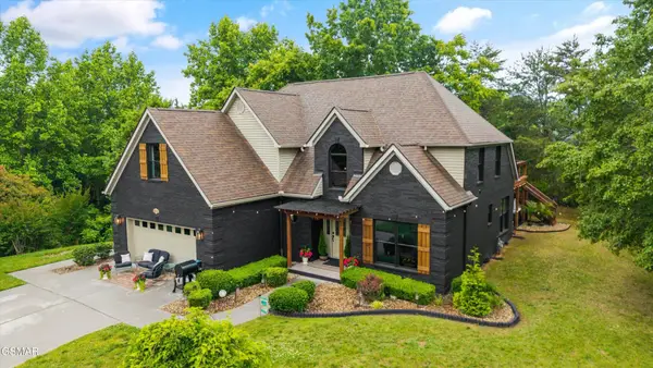 704 Blue Dun Court, Pigeon Forge, TN 37863
