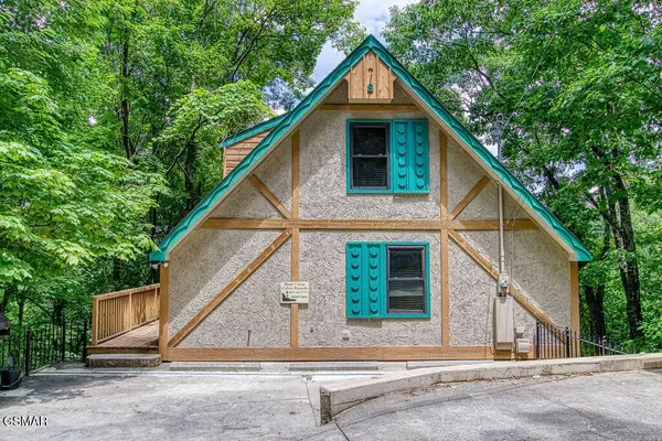 1651 Arbon Court, Gatlinburg, TN 37738