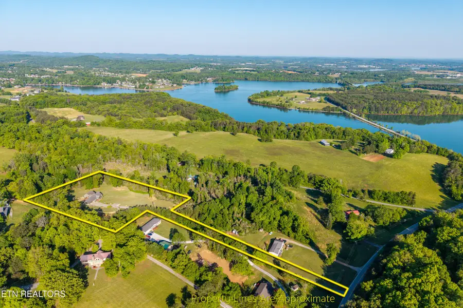 818 Highway 360, Vonore, TN 37885 - #2