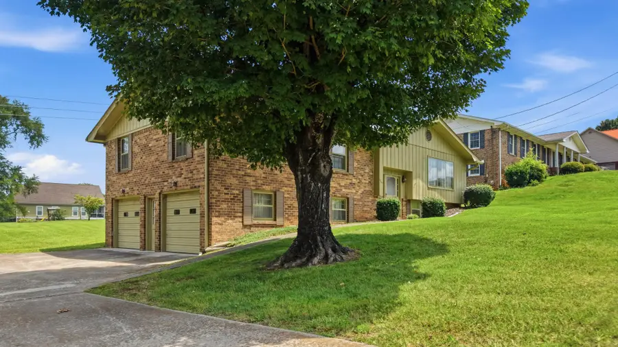 3945 Bow Street Ne, Cleveland, TN 37312 - #2