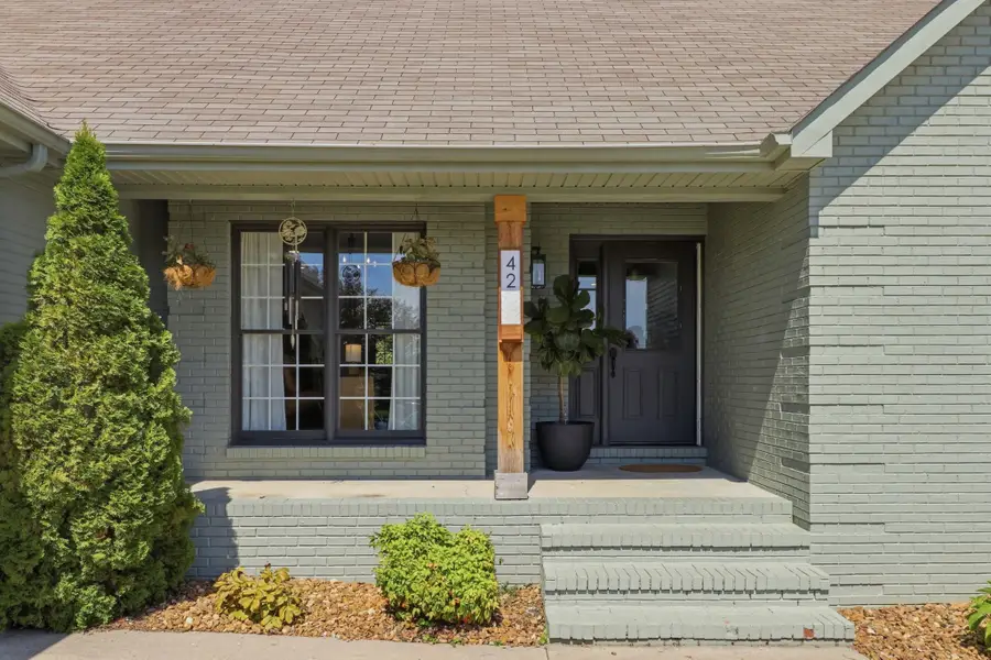 42 Starboard Ct, Estill Springs, TN 37330 - #3