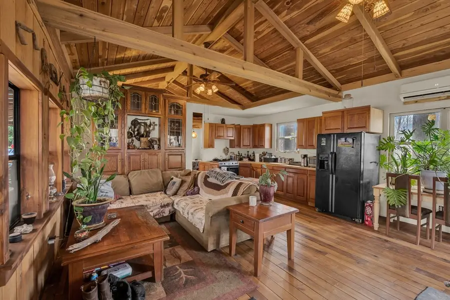 6219 Jones Harris Rd, Silver Point, TN 38582 - #3