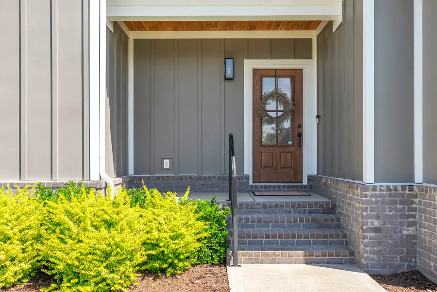 1860 Rhonda Dr, Christiana, TN 37037 - #2