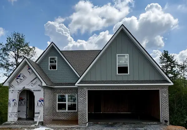 5681 Skyla S Way, Ooltewah, TN 37363