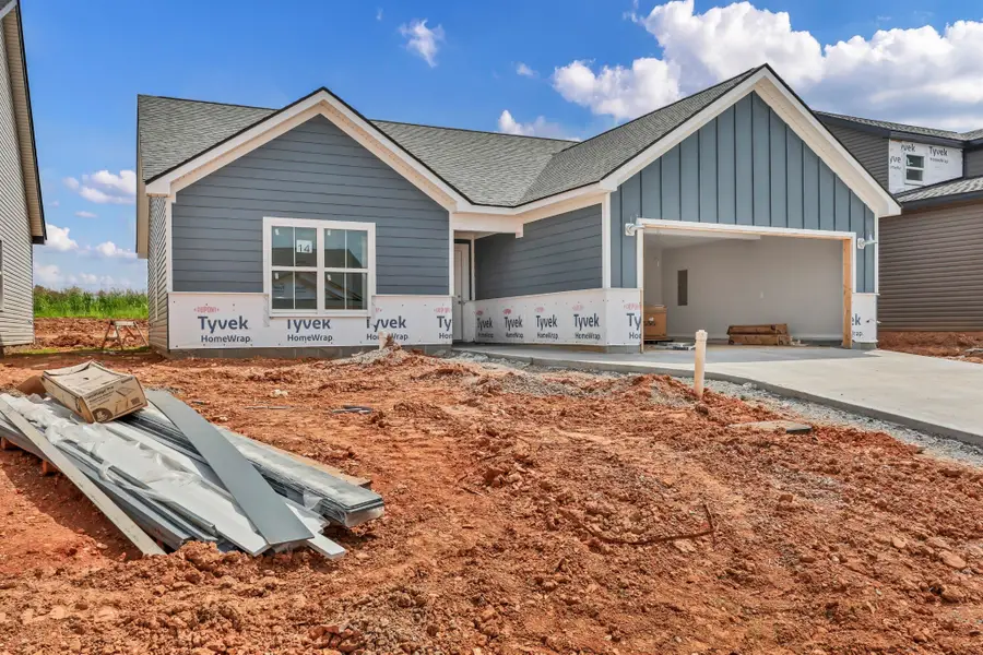 2721 Brewster Dr, Clarksville, TN 37042 - #2
