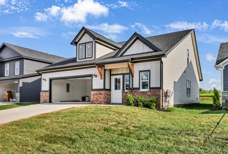 2725 Brewster Dr, Clarksville, TN 37042 - #2