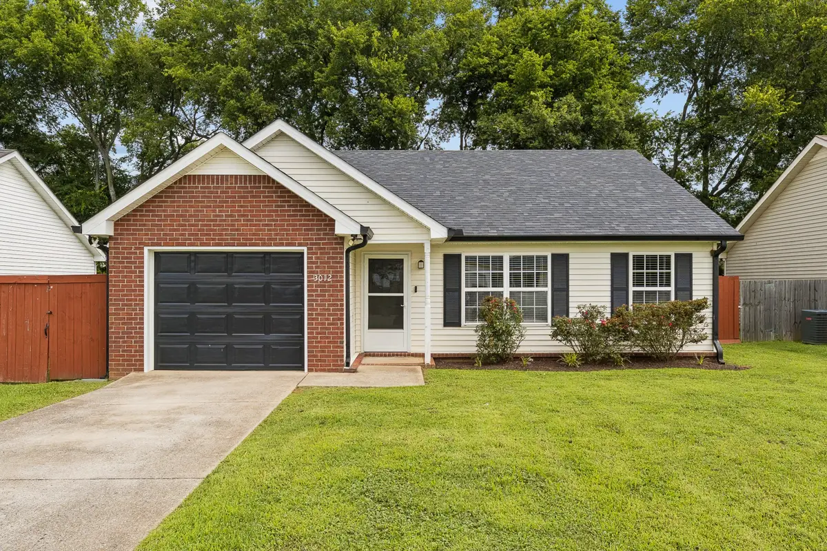 3012 Roscommon Dr, Murfreesboro, TN 37128 - #1