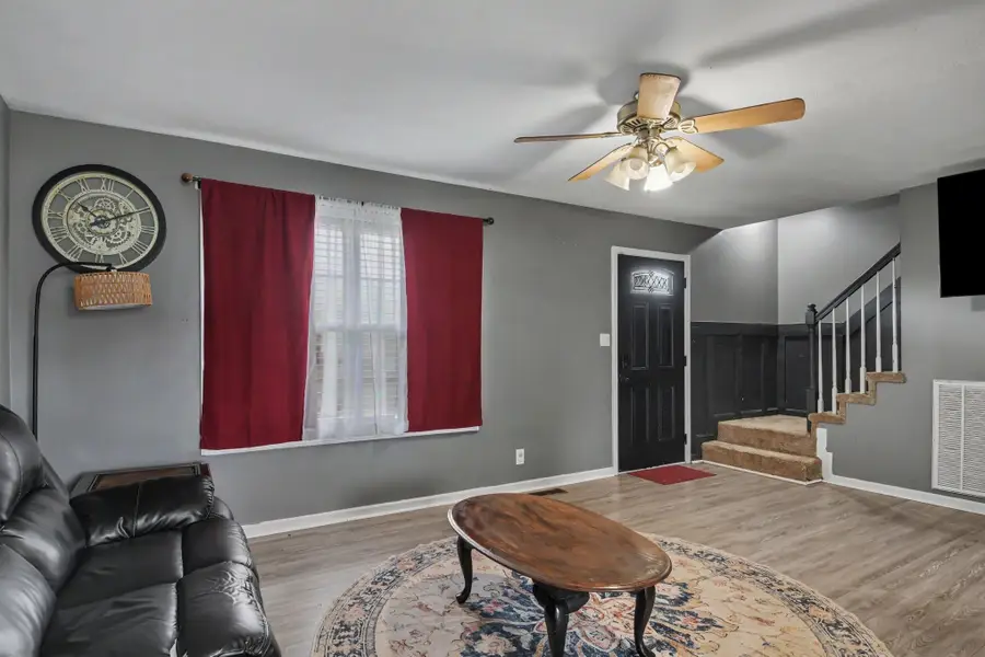 3717 S Naples Ct, Clarksville, TN 37040 - #3