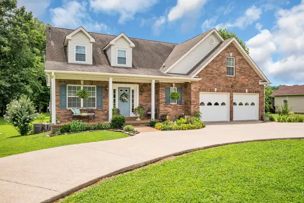 811 Hicks Rd, Dickson, TN 37055