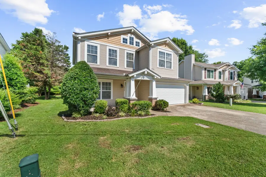 1812 Brookmeadow Ln, Hermitage, TN 37076 - #2
