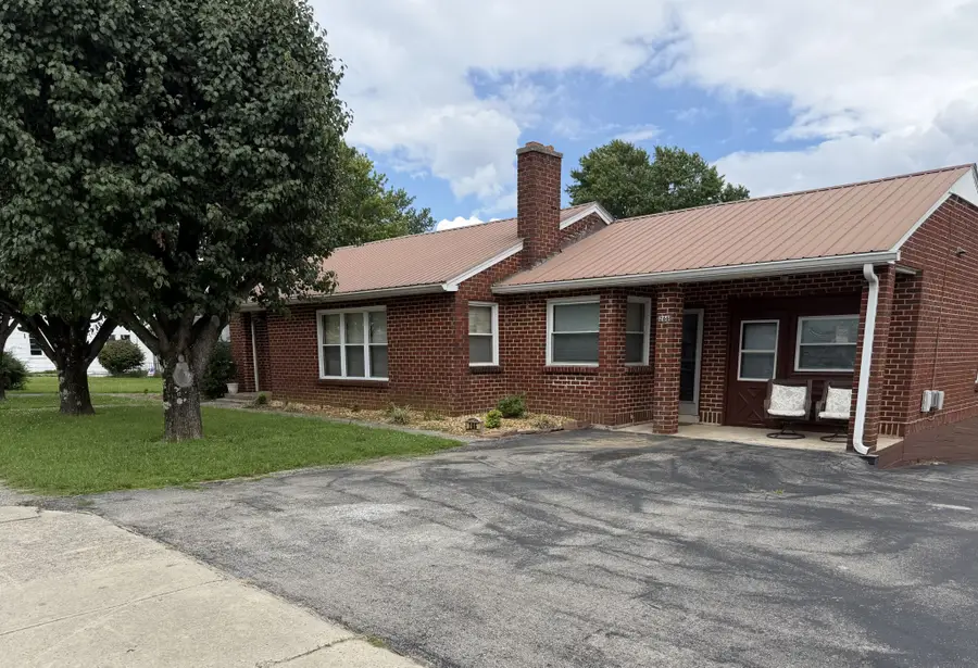 266 Sparta St, Spencer, TN 38585 - #2