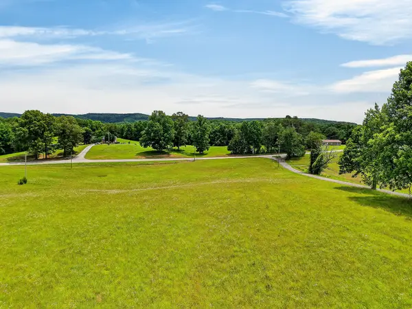 9249 Monterey Hwy, Sparta, TN 38583