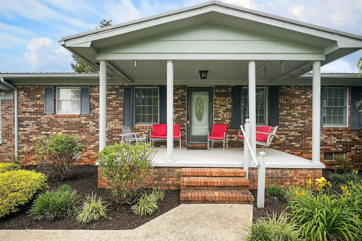960 Country Club Rd, Sparta, TN 38583 - #1