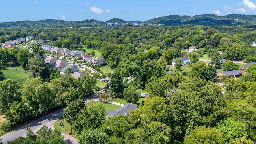 608 Hill Rd, Brentwood, TN 37027 - #3