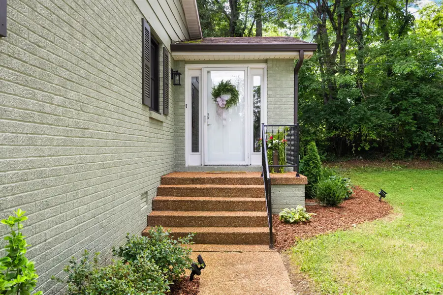 2879 Lyncrest Dr, Nashville, TN 37214 - #3