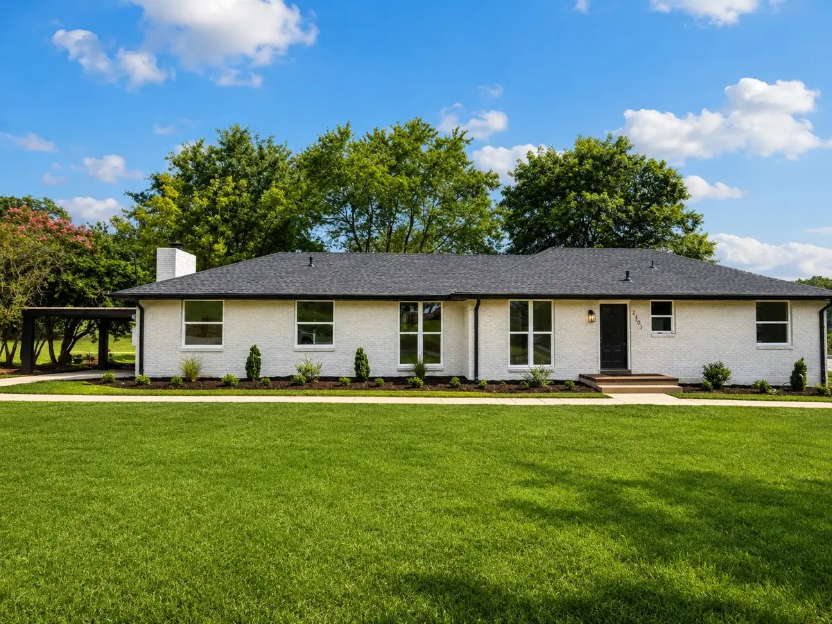 2501 Woodberry Dr, Nashville, TN 37214 - #1