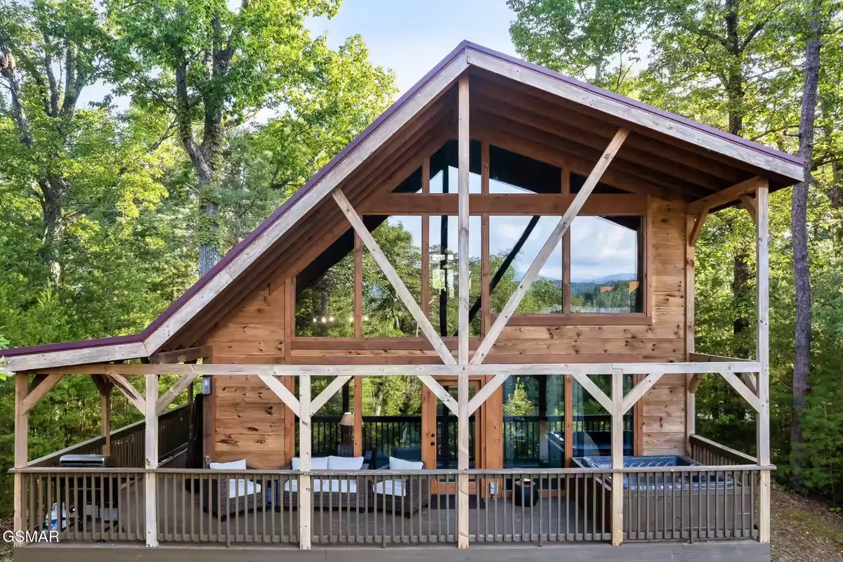 4225 Dollys Drive, Sevierville, TN 37876 - #1