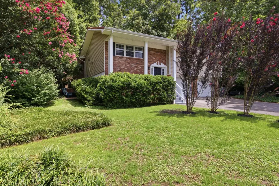 1425 Clearpoint Drive, Hixson, TN 37343 - #2