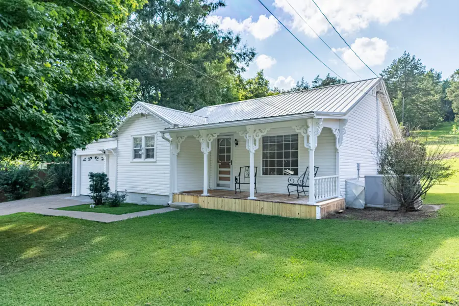 428 Valley View Dr, Pulaski, TN 38478 - #3