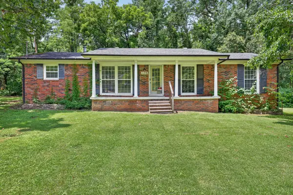 1106 Rainbow Cir, Westmoreland, TN 37186