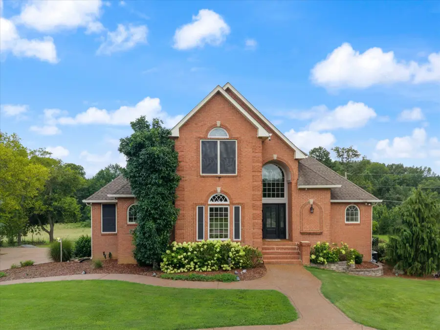 2155 Lake Rd, Greenbrier, TN 37073 - #2