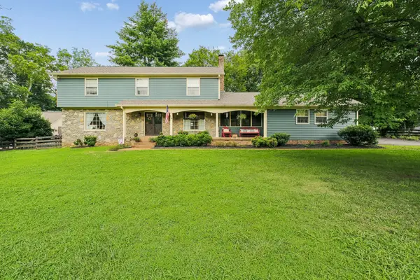 178 Meadowlake Dr, Hendersonville, TN 37075