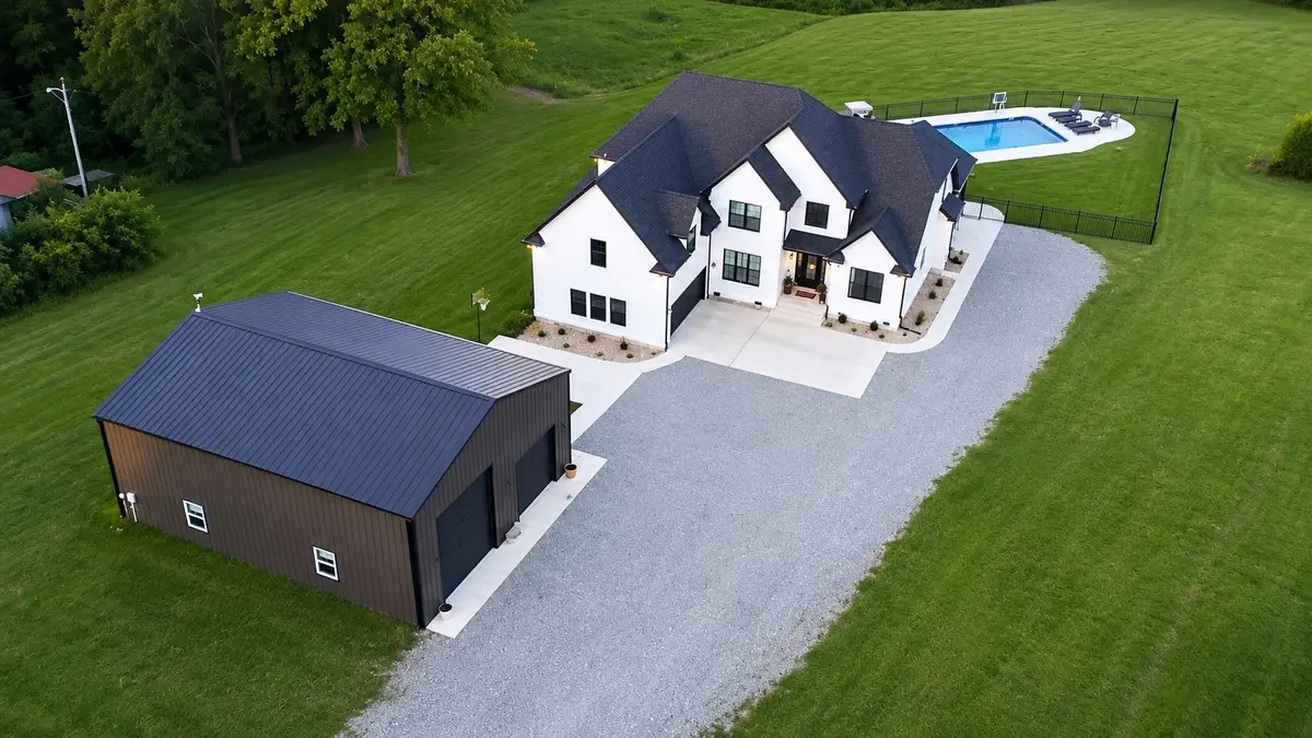 3515 Highway 48, Cunningham, TN 37052 - #1