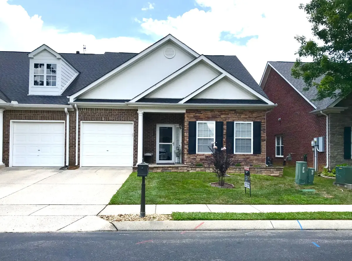 3020 Auld Tatty Dr, Spring Hill, TN 37174 - #1