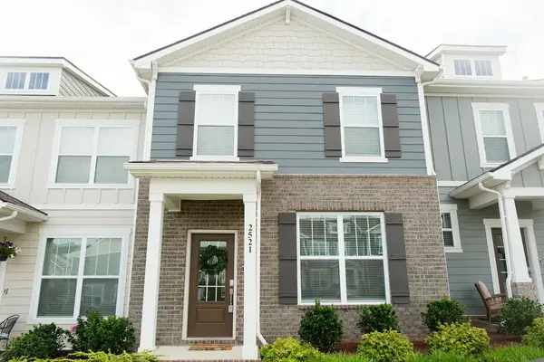 2521 Drumwright Way, Columbia, TN 38401