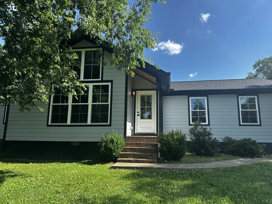 3194 Johnson Ln, Christiana, TN 37037 - #2