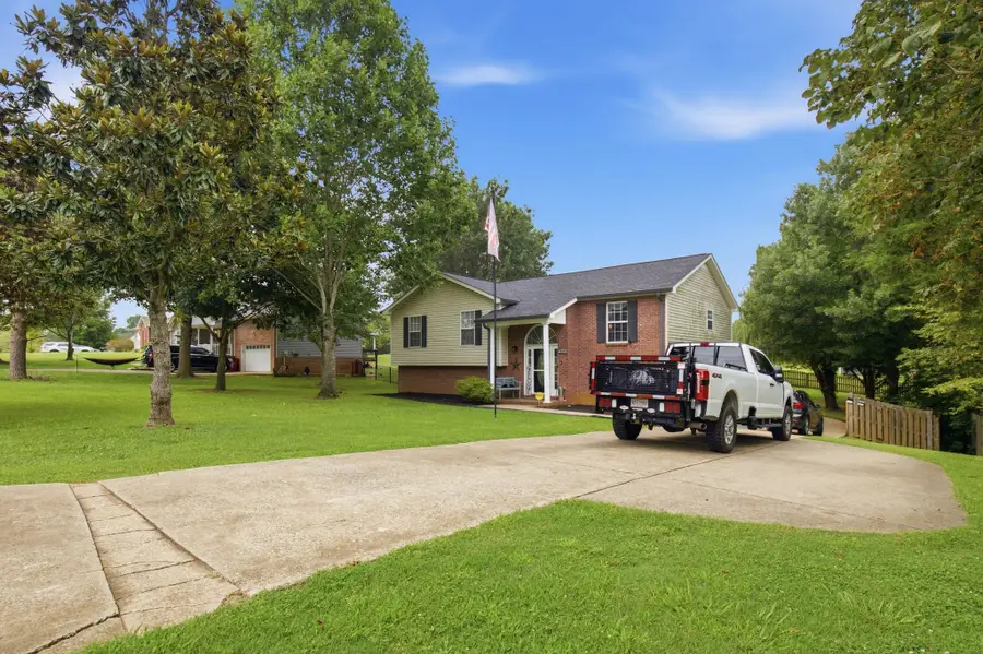 712 N Woodson Rd, Clarksville, TN 37043 - #3