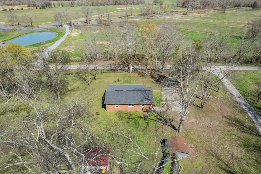 755 Briar Pond Rd, Centerville, TN 37033 - #3