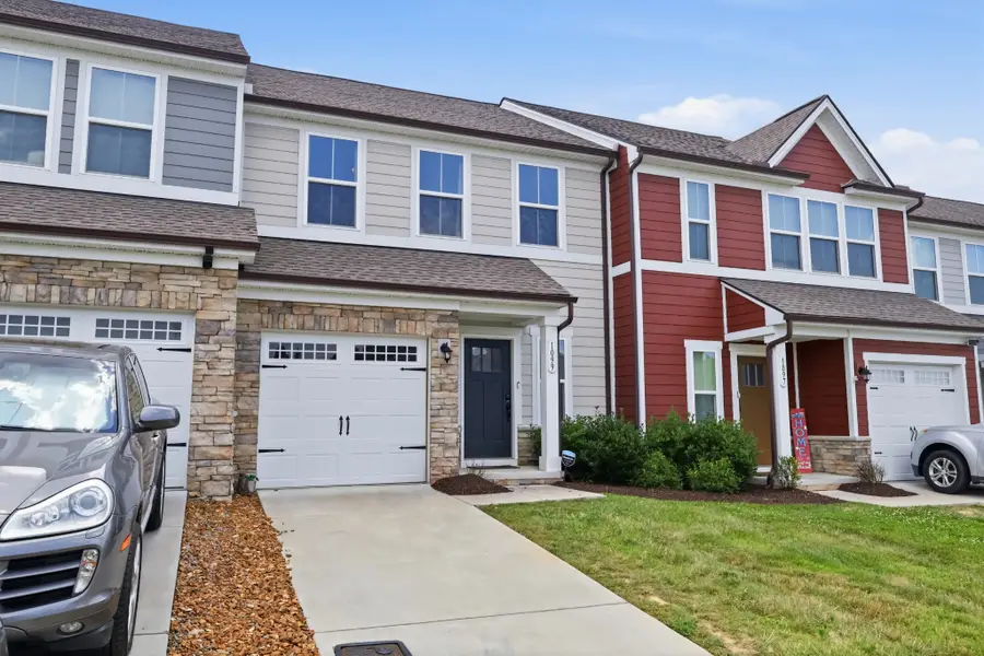 1099 Duncan St, Gallatin, TN 37066 - #2