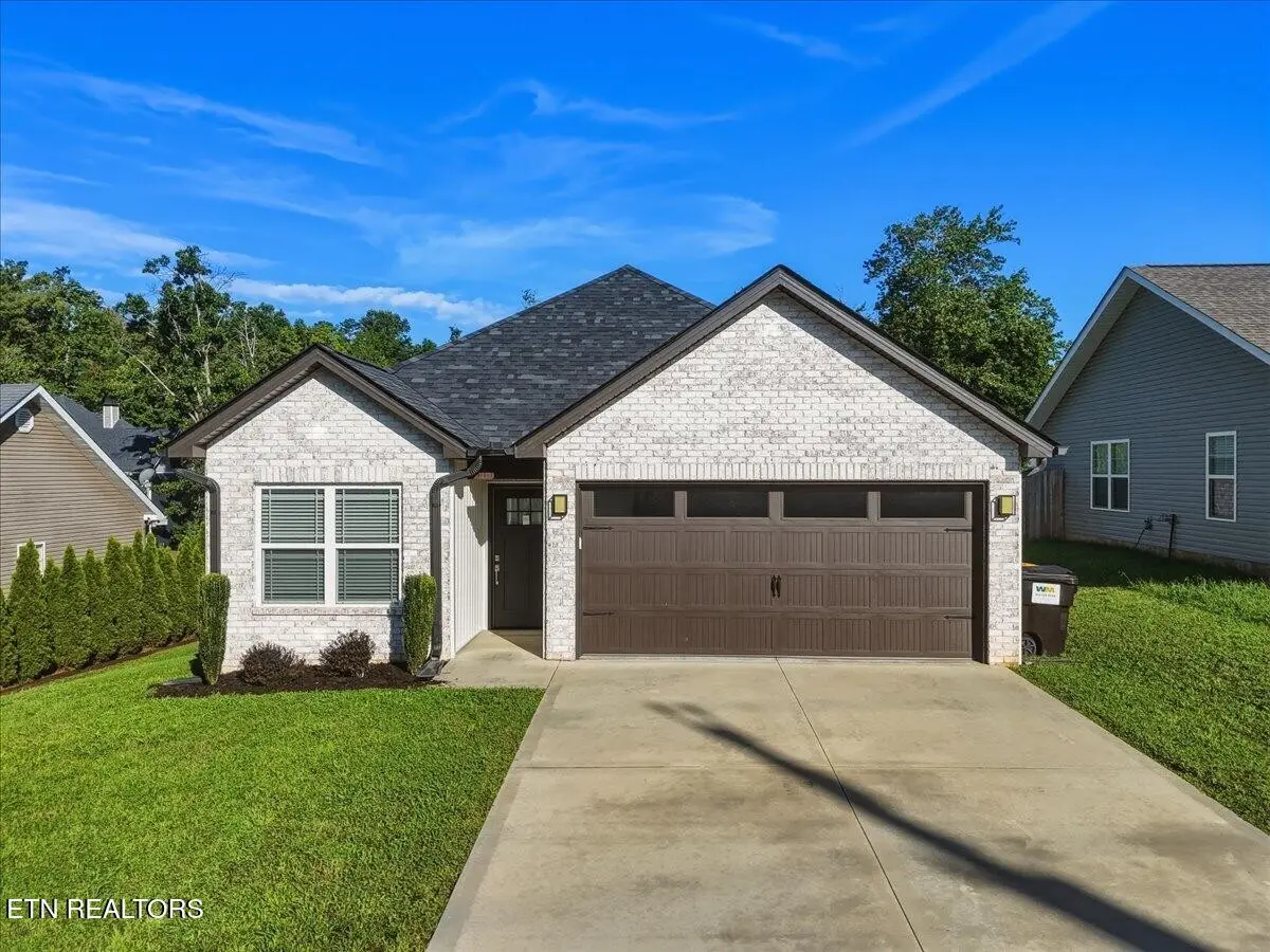 7727 Bell Stanley Rd, Powell, TN 37849 - #1