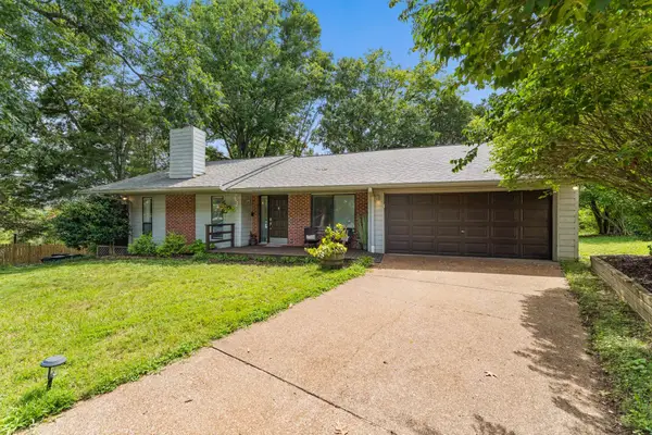 2601 Mesa Dr, Nashville, TN 37217